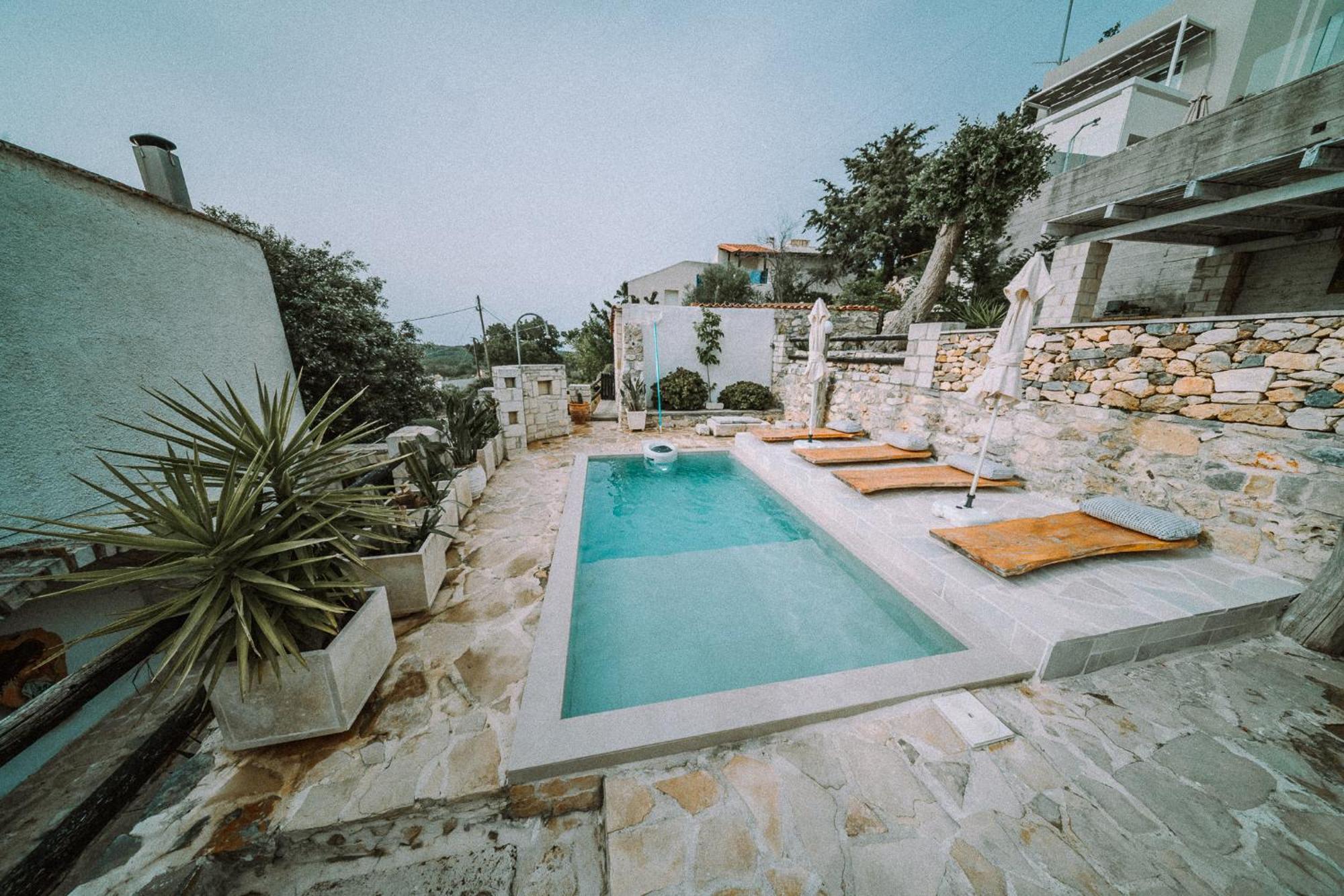 Antonia'S Stonebuilt Mansion With A Private Pool Villa Armenoi  ภายนอก รูปภาพ